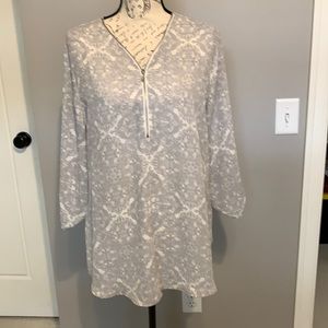 Maurices front-zip blouse size L